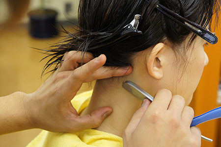 ネックシェーブ